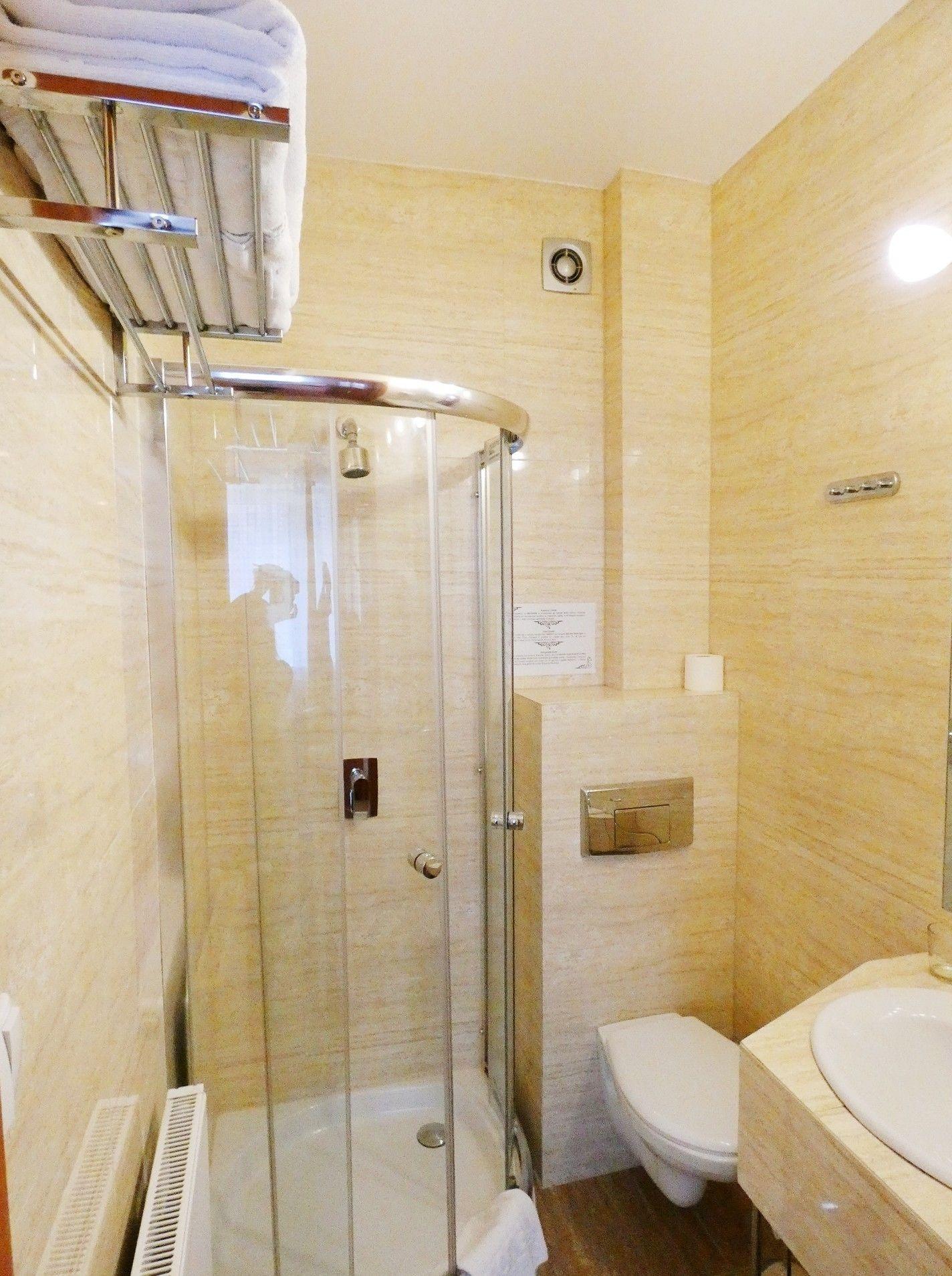 Aparthotel Adler クラクフ エクステリア 写真