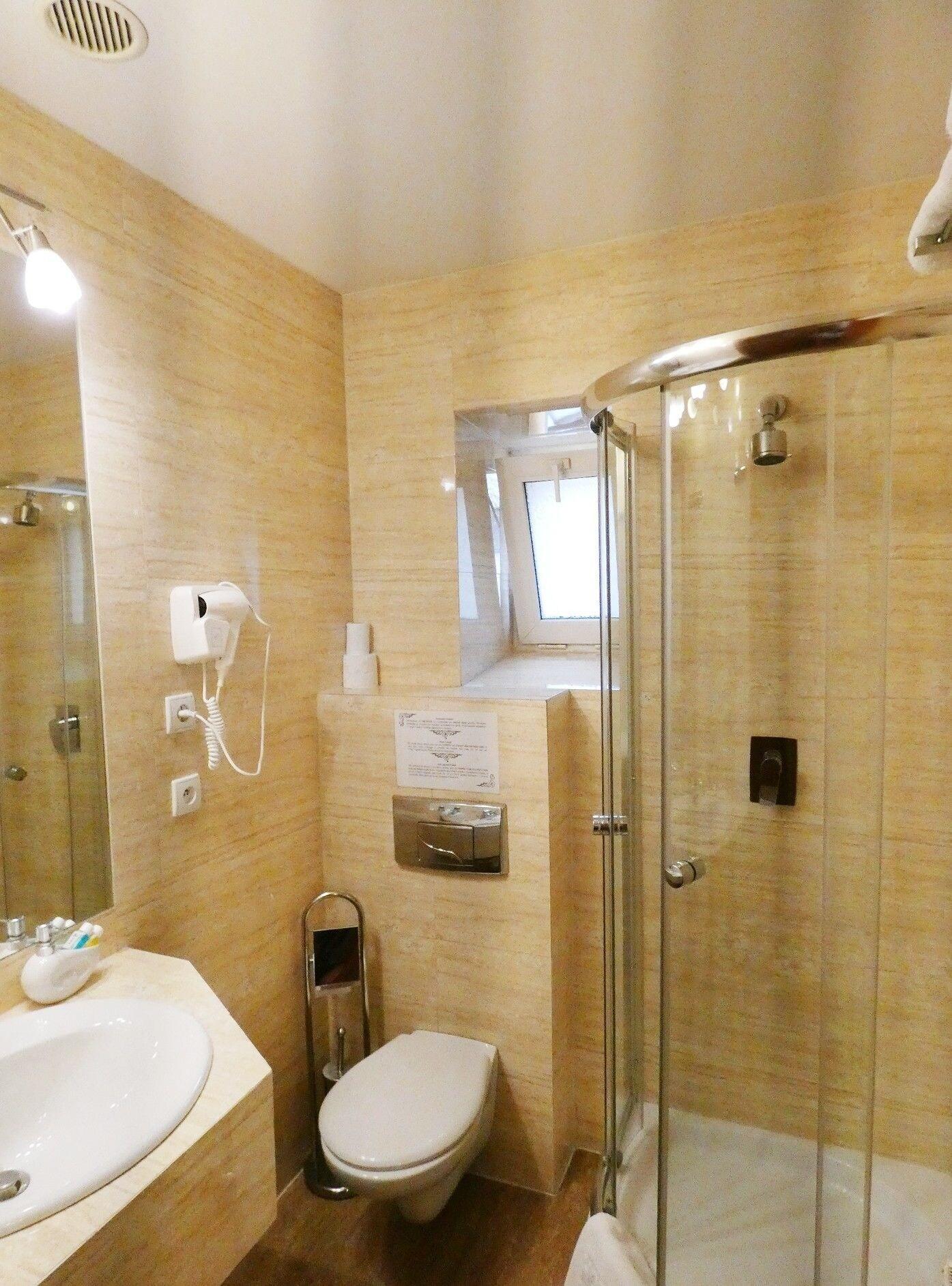 Aparthotel Adler クラクフ エクステリア 写真
