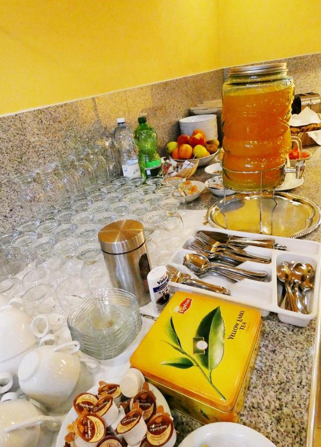 Aparthotel Adler クラクフ エクステリア 写真