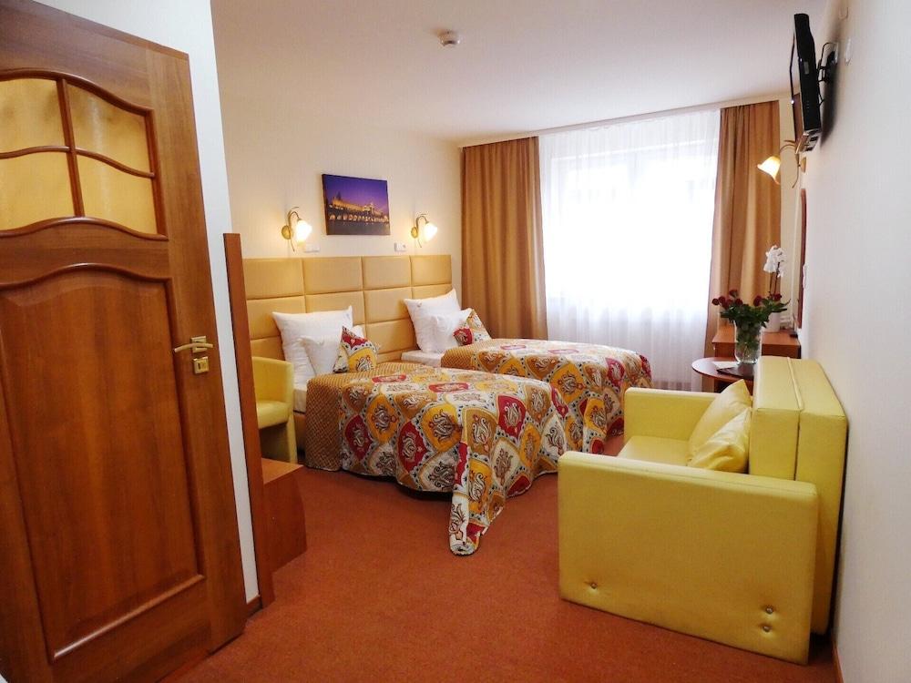 Aparthotel Adler クラクフ エクステリア 写真